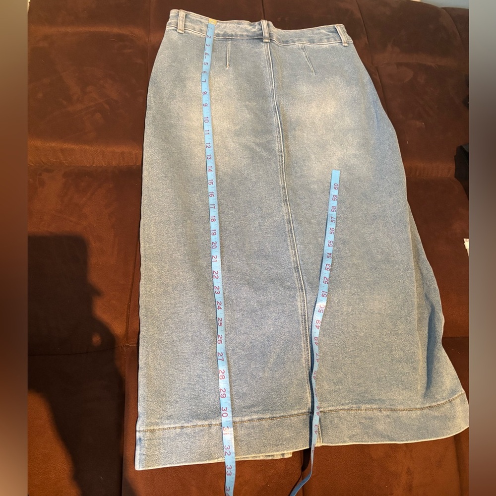 One 5 One Denim Midi Skirt, size medium. - Picture 8 of 11